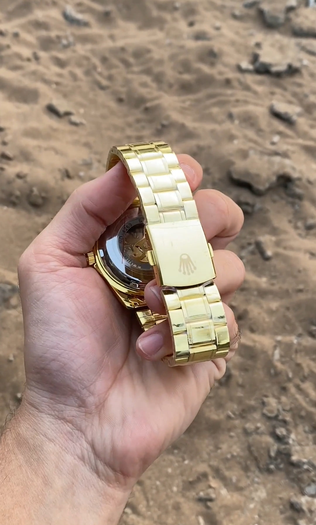 Role_x_Automatic_opne_. _machine_