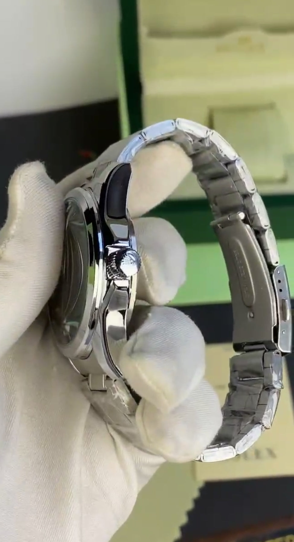 Role_x_Automatic_opne_. _machine_